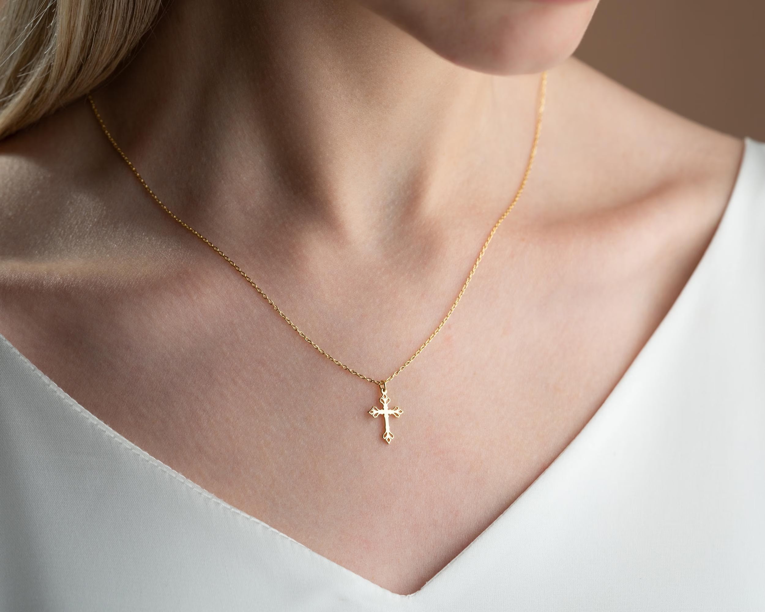Grace & Glow Cross Necklace – Faith Wrapped in Pure Elegance